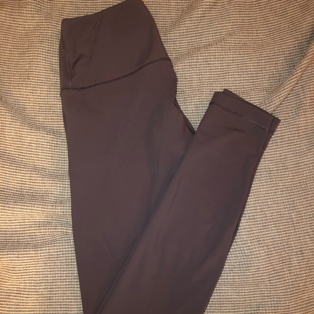 Charcoal Grey legging.